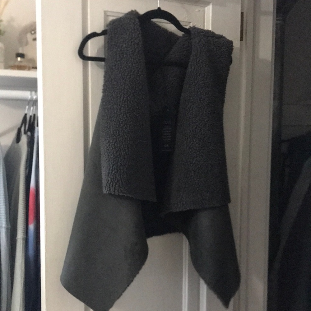 Elan vest, size small
